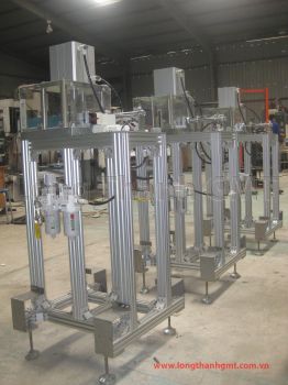 Máy cắt màng loa tự động