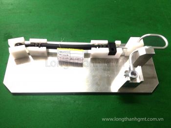 Đồ gá kiểm ống dẫn dầu ô tô 011